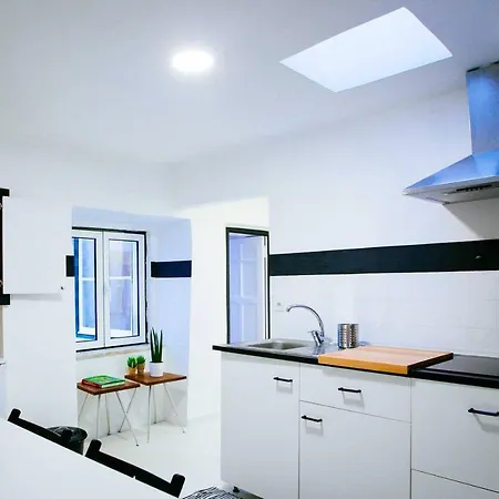 Apartment Vintage & In Bairro Alto, Lisbon